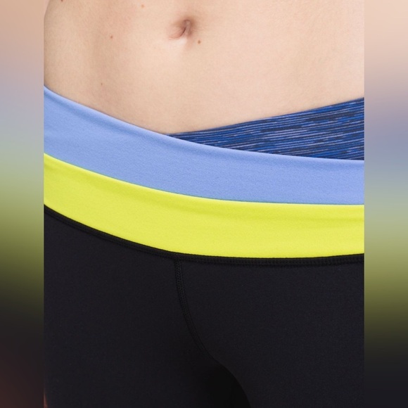 Lululemon Black Astro Pants Wide Flare Leg Full-On Luon Yoga Antidote / Lullaby - Picture 3 of 16